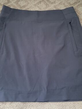 Athleta Black Performance Skort 6T